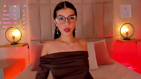 Snapshot of pikayle chatting on 07-14-26, 12:24 PIKAYLE online show from 07-14-26, 12:24