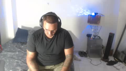 pikoro_gomez online show from 02-07-25, 01:36