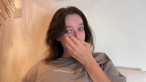 Trisha     online show from 12-25-24, 05:26