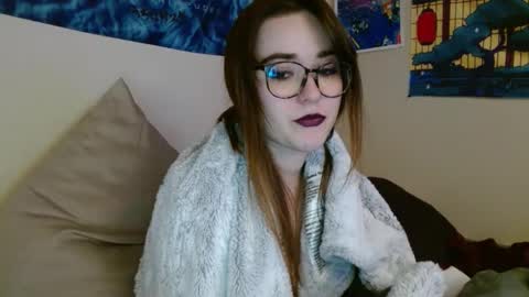 PilloGoddess online show from 01-22-25, 01:42