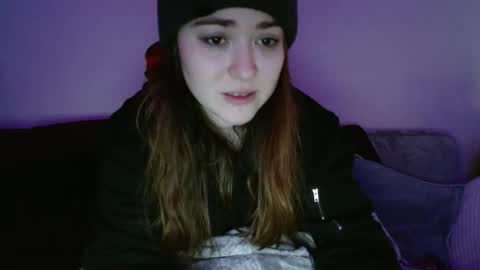 PilloGoddess online show from 02-10-25, 08:53