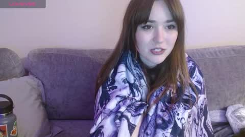 PilloGoddess online show from 03-05-25, 08:32