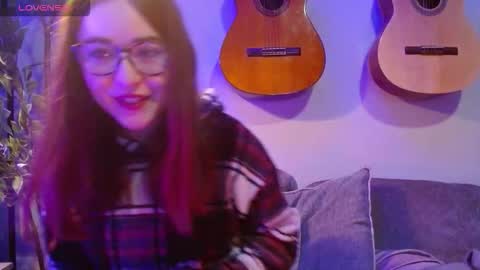 Snapshot of pillogoddess chatting on 12-22-25, 08:22 PilloGoddess online show from 12-22-25, 08:22