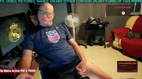 Snapshot of pilot_dave_69 chatting on 09-24-25, 03:10 Dave online show from 09-24-25, 03:10