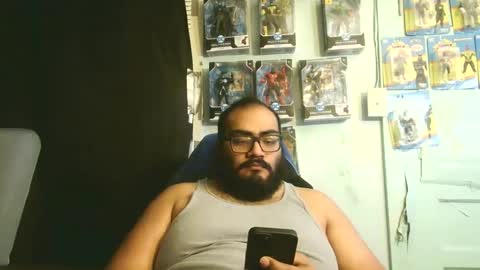Snapshot of pimpinmoerules chatting on 01-08-25, 01:11 gordito sexy online show from 01-08-25, 01:11