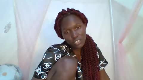 pinah1997 online show from 03-25-26, 09:32