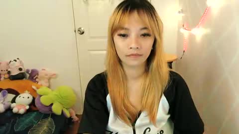 pinay beauty14 online show from 01-11-25, 02:25