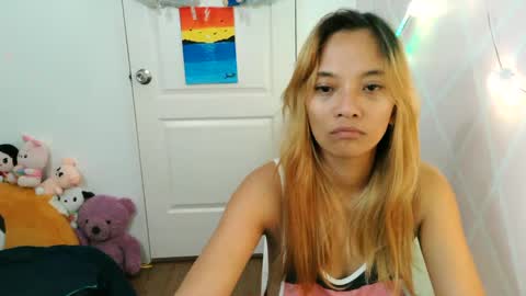 pinay beauty14 online show from 02-01-25, 11:48