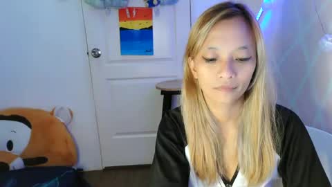 pinay beauty14 online show from 02-23-25, 02:40