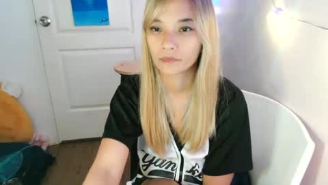 pinay beauty14 online show from 02-27-25, 12:02