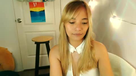 pinay beauty14 online show from 03-04-25, 10:27