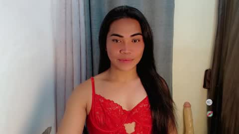 Snapshot of pinay_cristine chatting on 10-13-25, 01:00 pinay_cristine online show from 10-13-25, 01:00