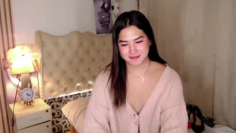 Ivy Morningstar online show from 12-08-24, 09:08