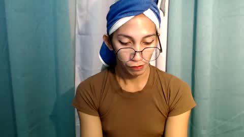 lucyLove online show from 03-11-25, 09:24