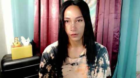 lucyLove online show from 10-16-25, 02:34