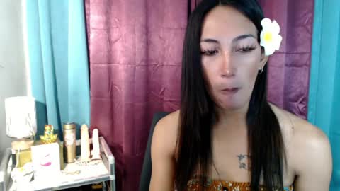 Snapshot of pinay_lucy chatting on 07-21-26, 02:14 lucyLove online show from 07-21-26, 02:14