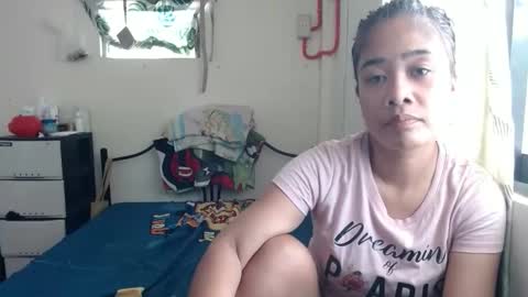 Snapshot of pinay_sexy09 chatting on 05-15-26, 03:24 pinay online show from 05-15-26, 03:24
