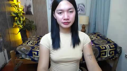 Snapshot of pinay_shenna chatting on 09-17-25, 01:07 Shenna online show from 09-17-25, 01:07