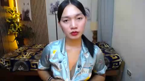 Snapshot of pinay_shenna chatting on 09-17-25, 02:30 Shenna online show from 09-17-25, 02:30