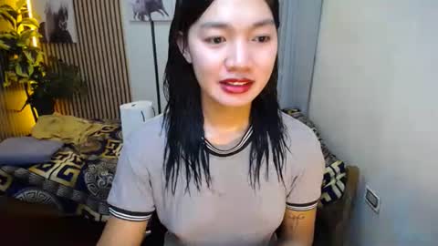 Snapshot of pinay_shenna chatting on 09-18-25, 11:40 Shenna online show from 09-18-25, 11:40