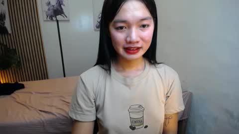 Snapshot of pinay_shenna chatting on 11-14-25, 05:28 Shenna online show from 11-14-25, 05:28