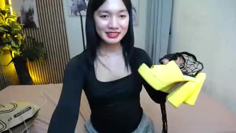 Snapshot of pinay_shenna chatting on 11-20-25, 04:51 Shenna online show from 11-20-25, 04:51