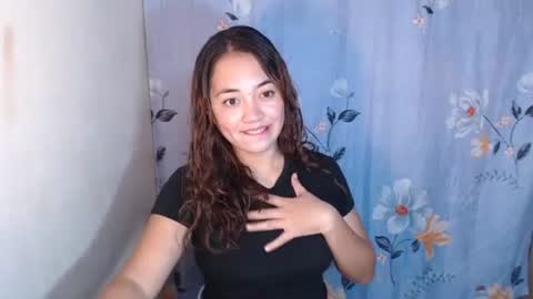 Snapshot of pinay_singlemomxs chatting on 10-18-25, 07:31 pinay_singlemomxs online show from 10-18-25, 07:31