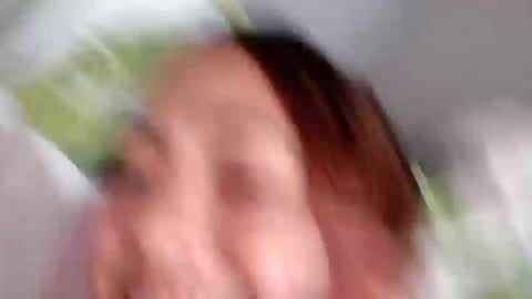 Snapshot of pinay_singlemomxs chatting on 11-17-25, 11:43 pinay_singlemomxs online show from 11-17-25, 11:43