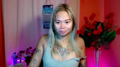 Snapshot of pinay_sweetlenatashaxx chatting on 10-23-25, 05:33 call me natasha online show from 10-23-25, 05:33