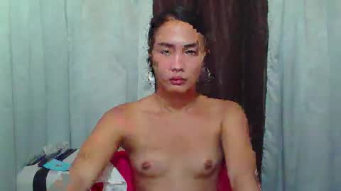 Snapshot of pinaycutie_jilian chatting on 09-18-25, 12:12 jilian online show from 09-18-25, 12:12