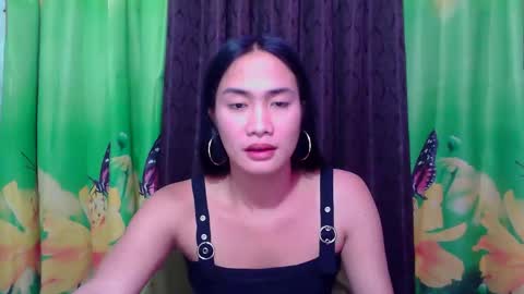 Snapshot of pinaycutie_jilian chatting on 09-23-25, 11:08 jilian online show from 09-23-25, 11:08