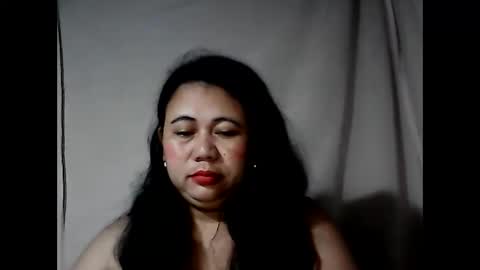 pinaymama12345 online show from 01-25-25, 10:39