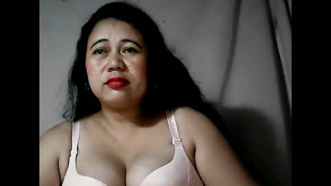 pinaymama12345 online show from 02-20-25, 11:32