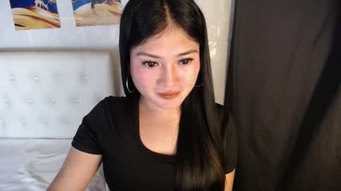 Snapshot of pinaymelanie chatting on 06-19-26, 09:29 pinaymelanie online show from 06-19-26, 09:29