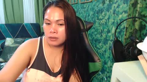 Snapshot of pinaymistress1983 chatting on 12-02-24, 01:24 PnayMistress1983 online show from 12-02-24, 01:24