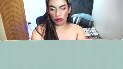 Snapshot of pinaymistress69 chatting on 01-19-26, 03:27 Im chikana online show from 01-19-26, 03:27