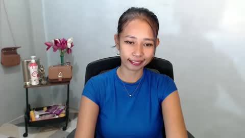 pinaymorena_renelda online show from 11-19-25, 03:06