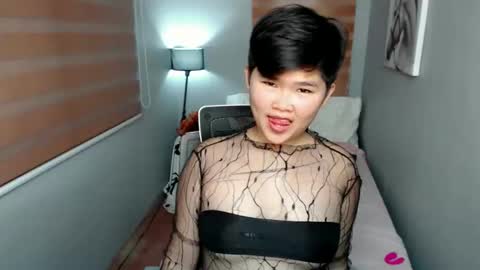 Lyn the Lesbian online show from 01-13-25, 04:28