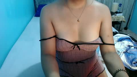 Snapshot of pinaysweetbunnyxx chatting on 06-16-26, 05:21 pinaysweetbunnyxx online show from 06-16-26, 05:21