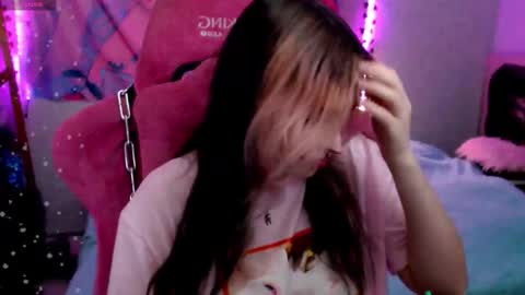 Snapshot of pineapple_dope chatting on 01-14-26, 08:47 Nancy online show from 01-14-26, 08:47