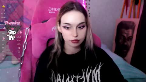 Snapshot of pineapple_dope chatting on 02-14-26, 09:11 Nancy online show from 02-14-26, 09:11