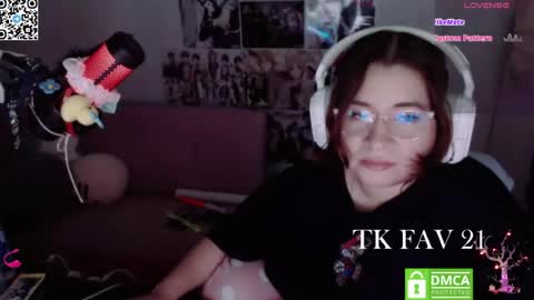 Kitty online show from 07-02-26, 06:52