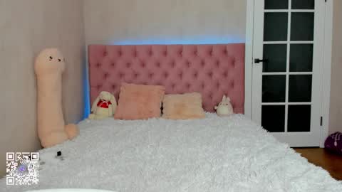 Snapshot of pink_lila18 chatting on 01-17-26, 01:54 pink_lila18 online show from 01-17-26, 01:54