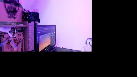 Snapshot of pink_quarz chatting on 03-09-26, 10:47 KELLY online show from 03-09-26, 10:47