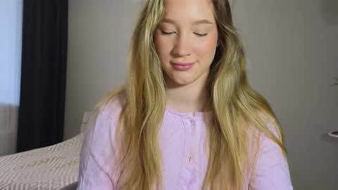   online show from 10-02-25, 03:46