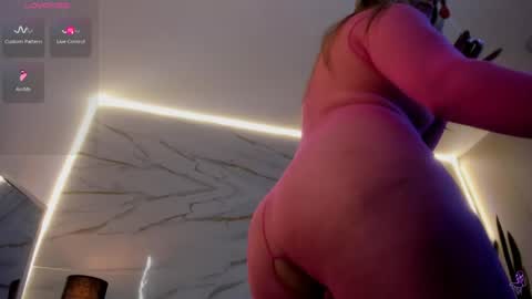 pink_secret online show from 05-20-26, 01:39