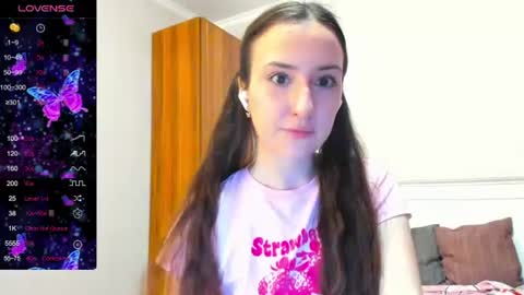 Snapshot of pink_soda33 chatting on 07-17-26, 07:04 pink_soda33 online show from 07-17-26, 07:04