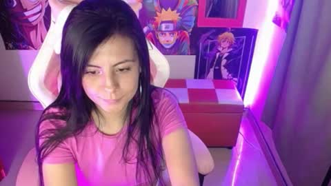 pink_yuii online show from 01-12-25, 03:28