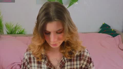 Adele online show from 04-17-26, 11:08