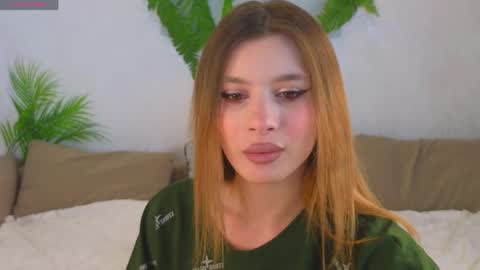 Adele online show from 04-21-26, 09:37